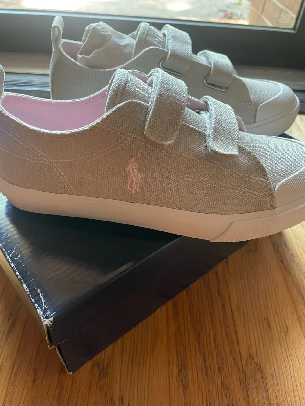 NWT Polo Ralph Lauren champagne, shimmer Kingsley Canvas Kids Velcro Sneakers